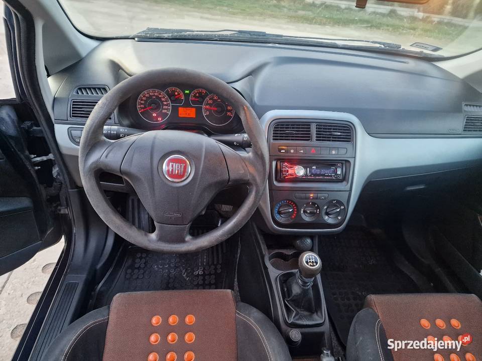 Fiat GrandePunto 14benzSalonPL1właściciel klimatyzacja pomorskie Niestępowo