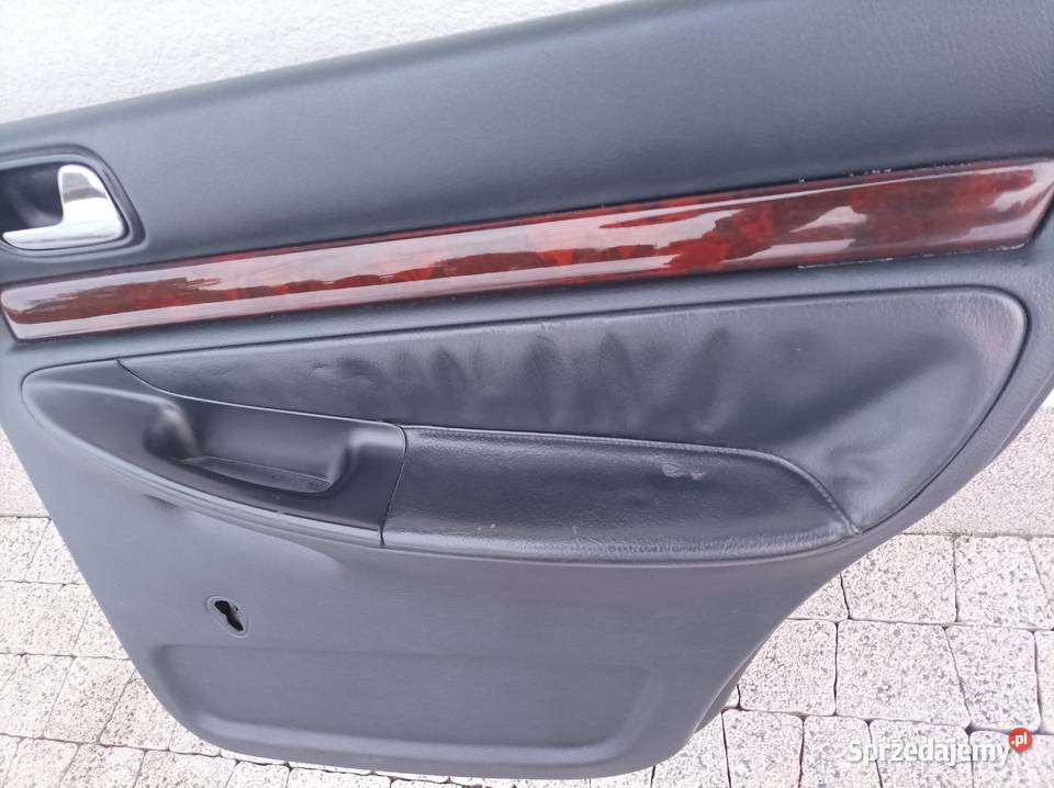 Boczek drzwi prawy tył drewno skóra Audi a4 b5 mazowieckie Radom sprzedam
