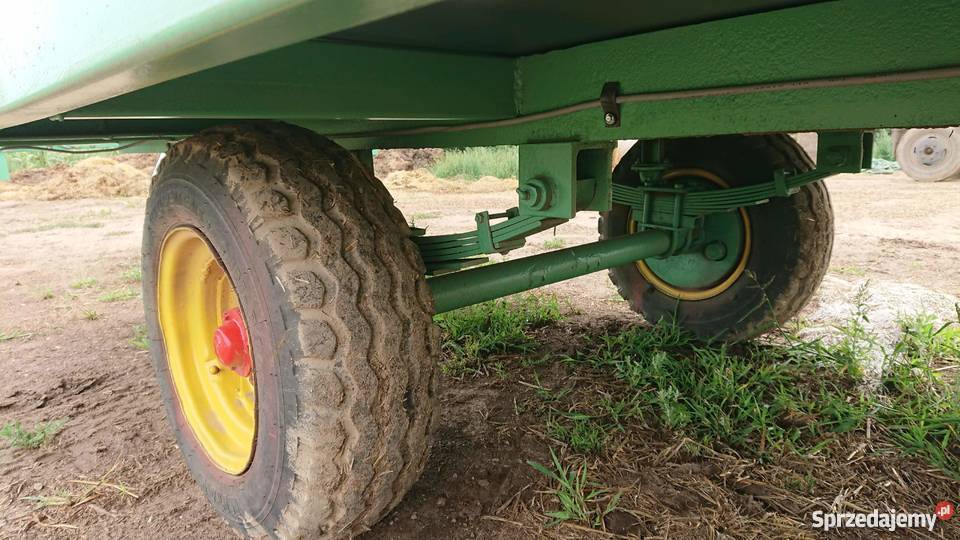 Przyczepa do słomy Świebodzin