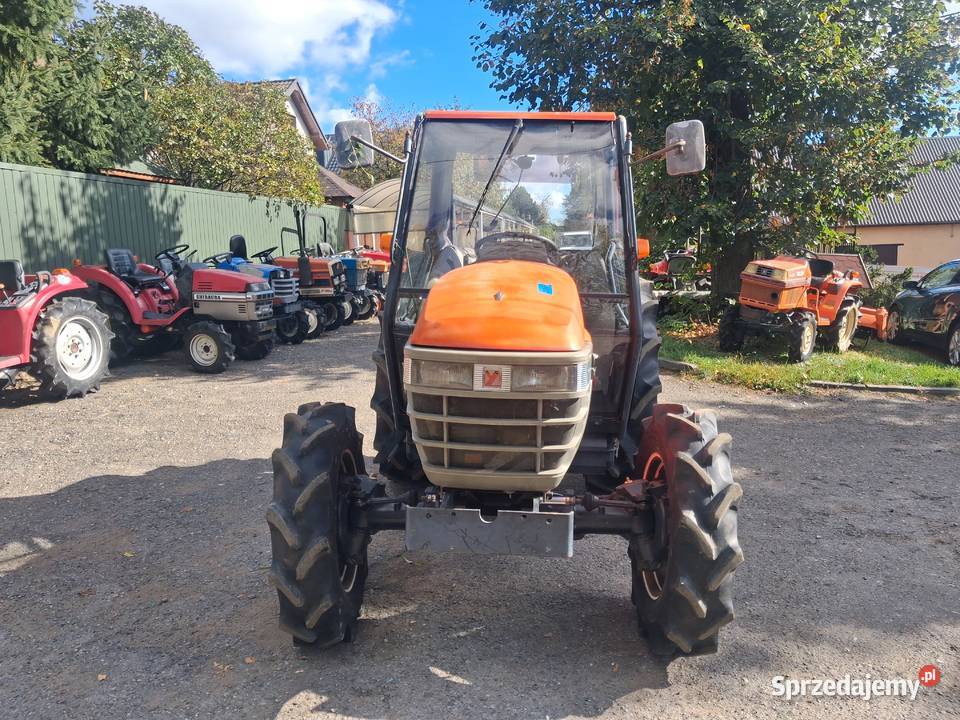 Yanmar AF33 4x4 kabina