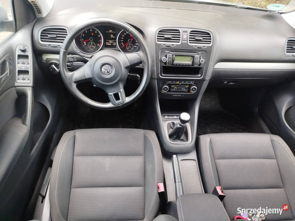 Volkswagen Golf 5 drzwi benz MAŁY PRZEBIEQ Hatchback kujawsko-pomorskie Toruń