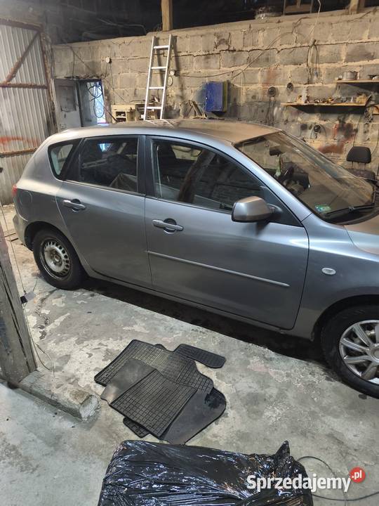 Sprzedam Mazdę 3 z gazem elektryczne szyby