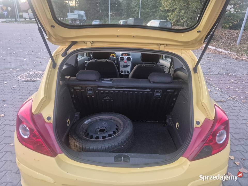 Opel Corsa D 10 60 LPGGAZ do 2032r Nie zgnita 2/3 Bujaków sprzedam