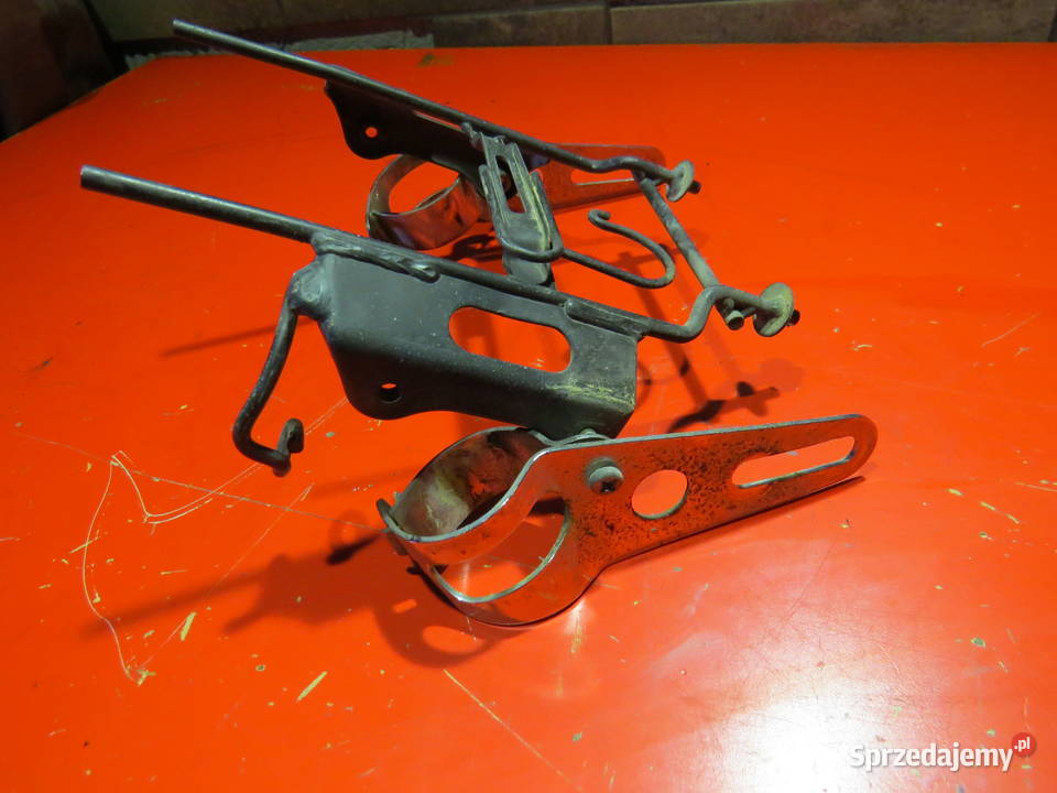 HONDA HORNET 600 PC36 03 stelaż czachy przód Warszawa