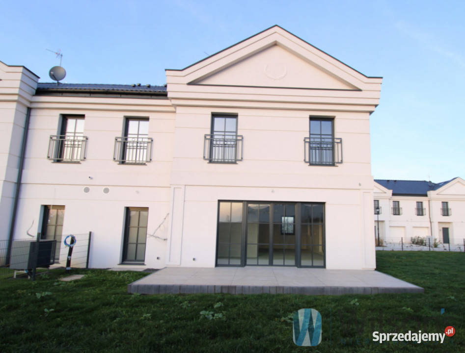 Dom wolnostojący Cesarzowice 1597m2