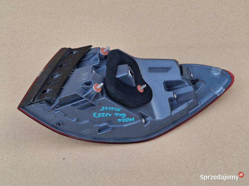 MERCEDES GLC W253 LAMPA LED LEWY TYŁ LEWA TYLNA Części samochodowe lubuskie