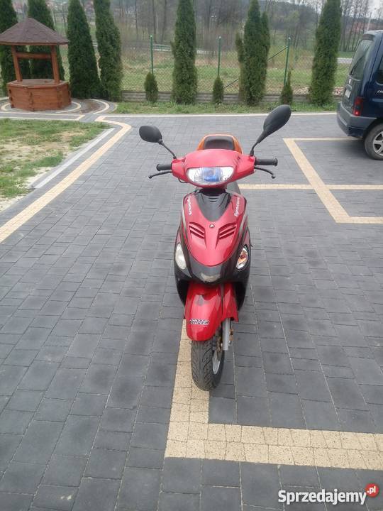 Skuter Benzer Syracuse benzyna Motocykle, skutery, quady Huta Nowa