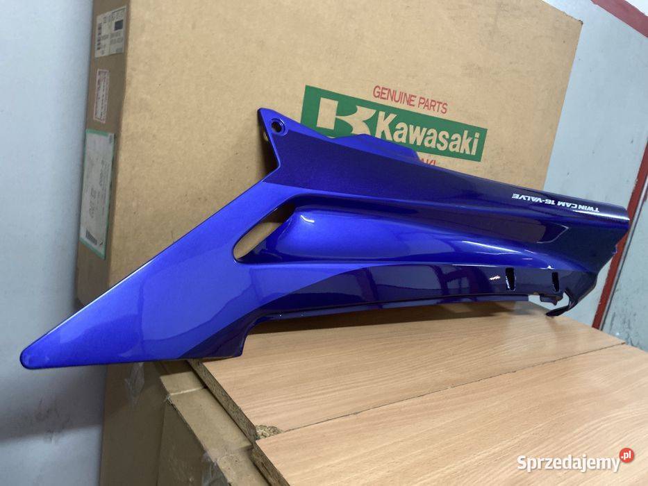 Owiewka Bok lewy Kawasaki ZZR 1100 199019911992 Poznań