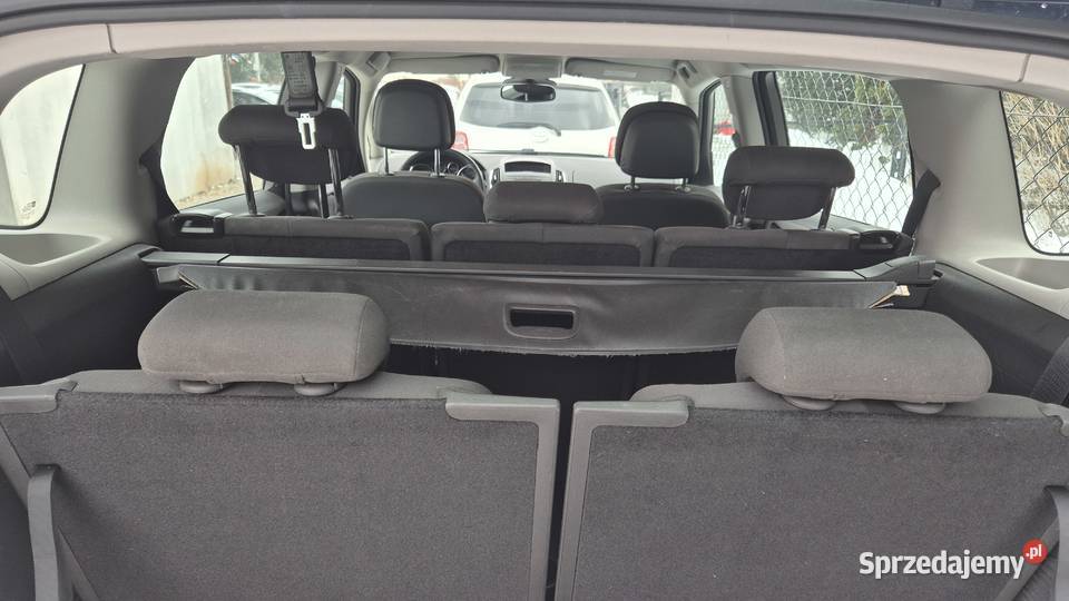 ZAFIRA 14 140 7 OSOBOWA OPŁACONA BEZWYPADKOWA Rzeszów