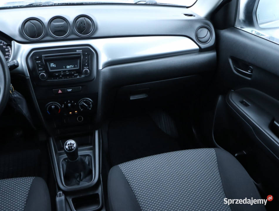 Suzuki Vitara 16 VVT Vitara Samochody osobowe
