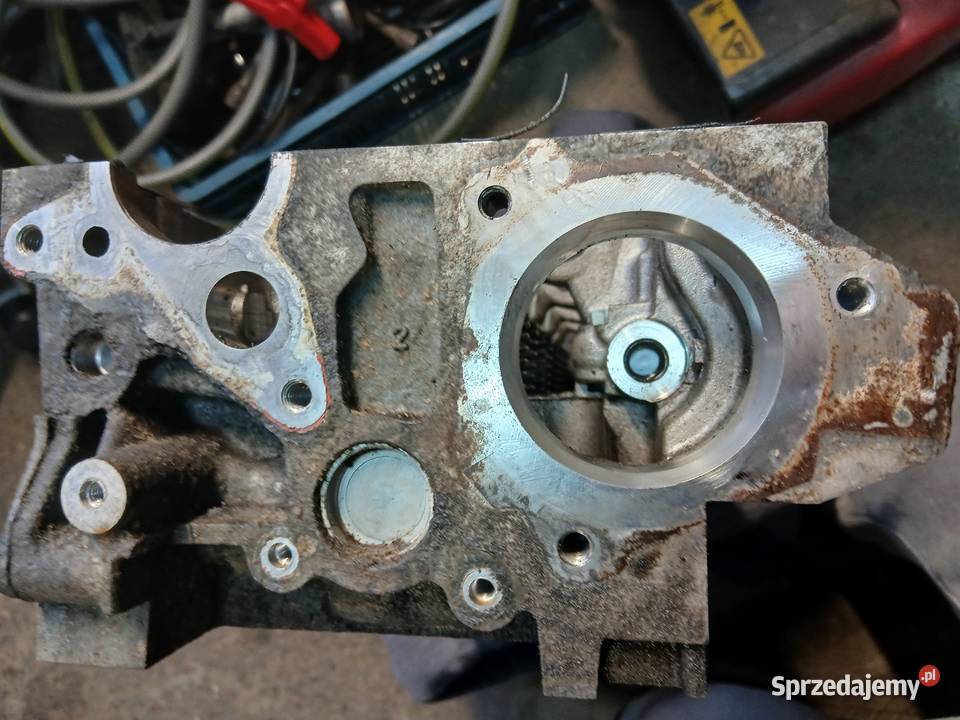 GŁOWICA RENAULT TRAFIC 16 łódzkie Wieluń