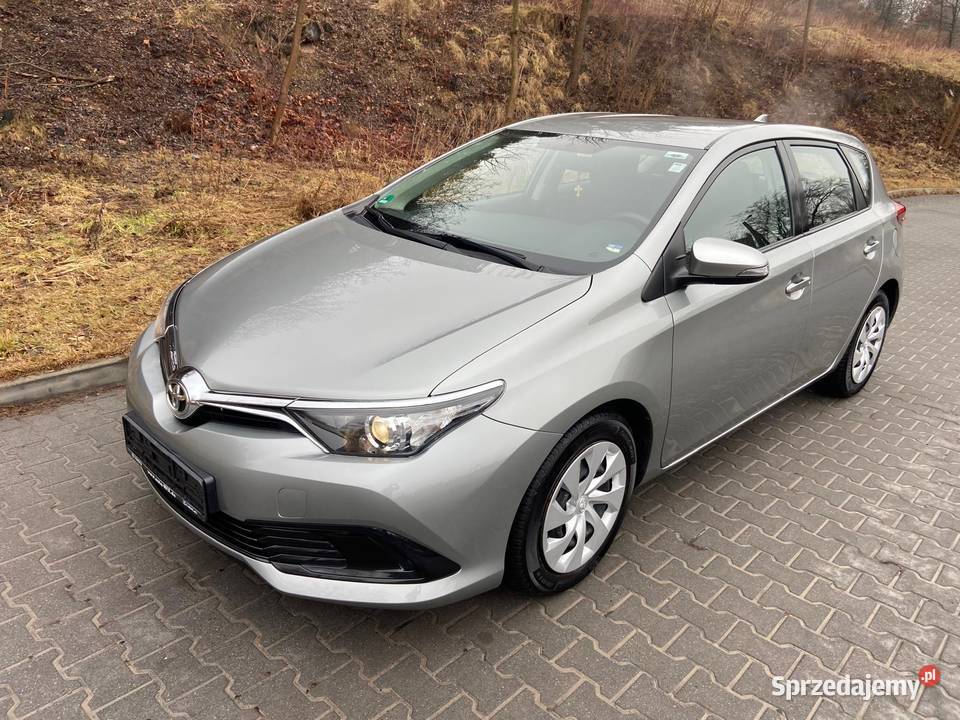 Toyota Auris 2015 VVTi manualna Zabierzów