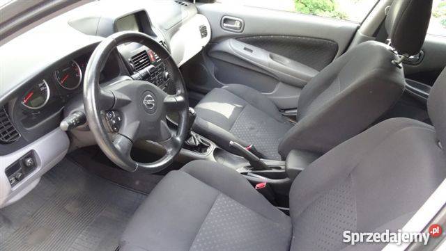 Nissan Almera N16 Tekna z 2002r 18 benzyna Mały Warszawa