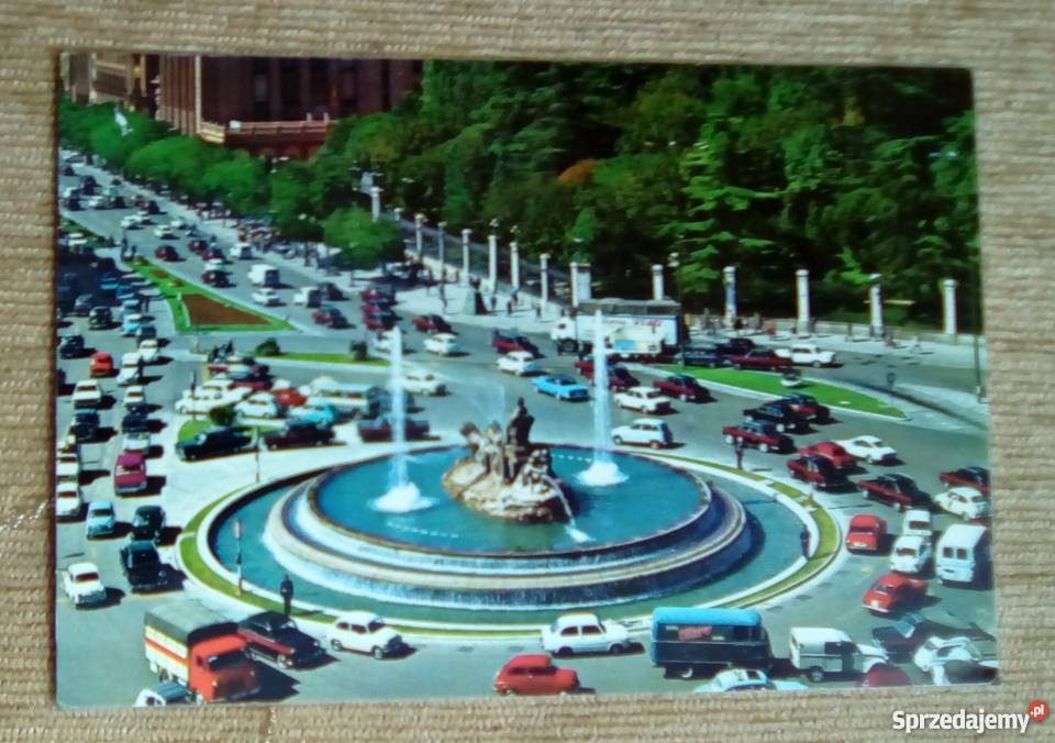 MADRYT WIDOK NA FONTANE KYBELE NA PLACU DE Piszczac