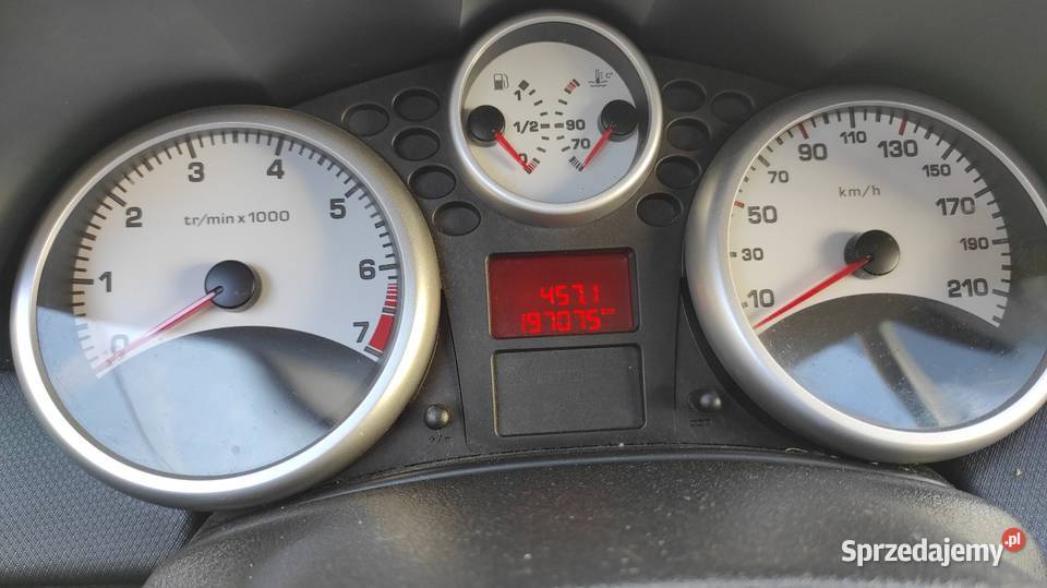 Peugeot 207 14i zamiana na Moto benzyna Rzgów sprzedam