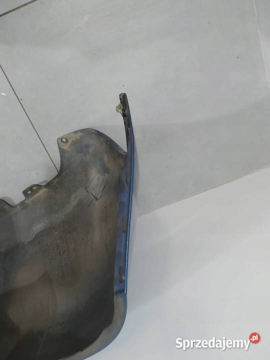 ZDERZAK TYŁ 8T0 Toyota Yaris II 20052011