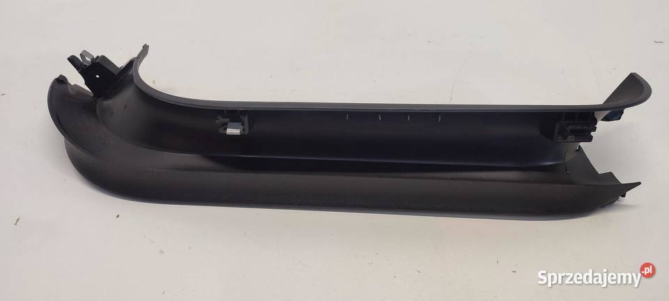 SEAT TARRACO OSŁONA KLAPY BAGAŻNIKA LEWA osobowe sprzedam