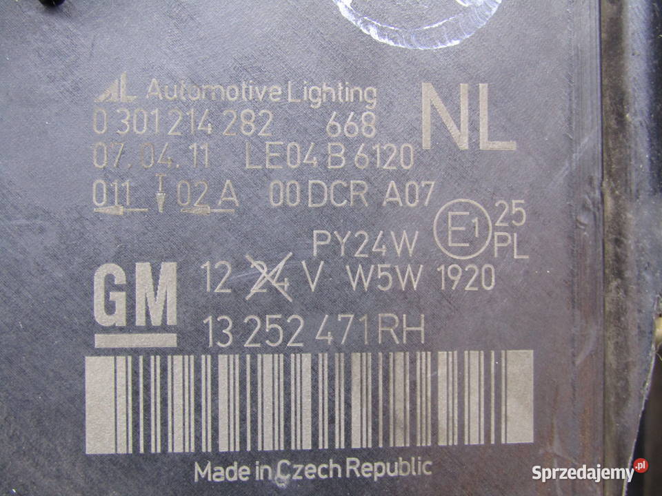 LAMPA PRZEDNIA PRAWA OPEL ZAFIRA B BIKSENON Mysłaków