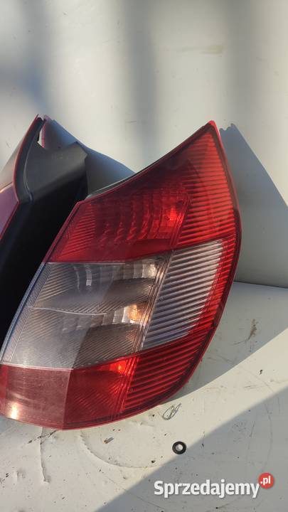 LAMPA PRAWA LEWA TYŁ 8200127702E RENAULT MEGANE Lampy tylne Włoszczowa