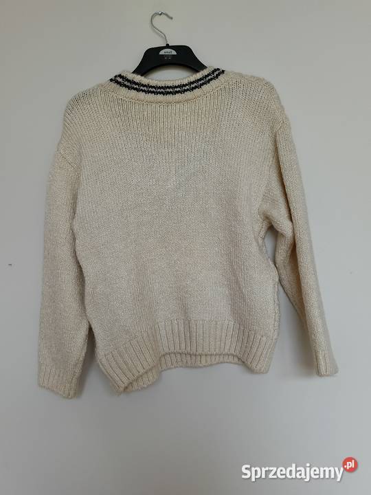 Sweter damski George kremowy warkoczowy Vneck M sprzedam