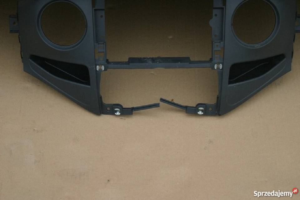 IVECO DAILY IV KONSOLA GÓRNA RAMKA DESKI Bieleń