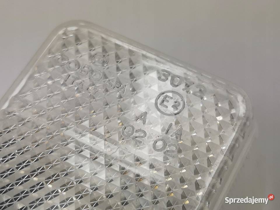 KLOSZ BIAŁY OBRYSÓWKI 84x47mm COBO NOWY