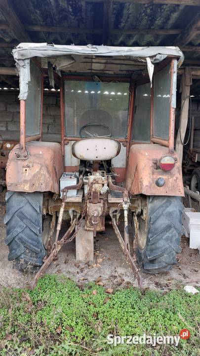 Sprzedam ciągnik Ursus C330 i maszyny rolnicze