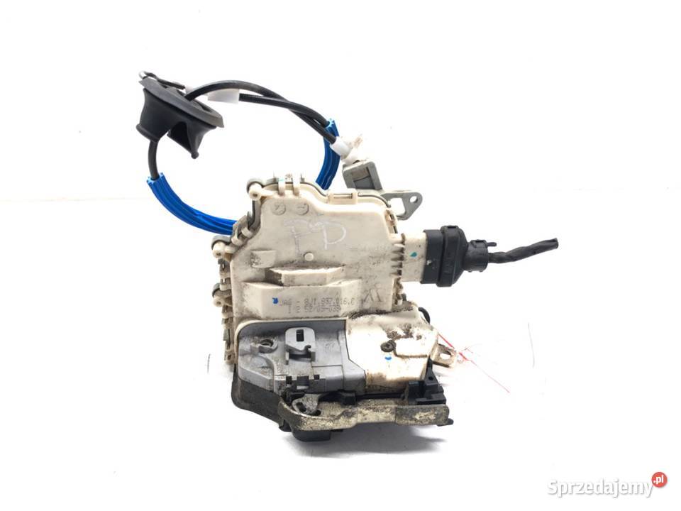 ZAMEK DRZWI PRAWY PRZÓD AUDI A4 B8 Hatchback