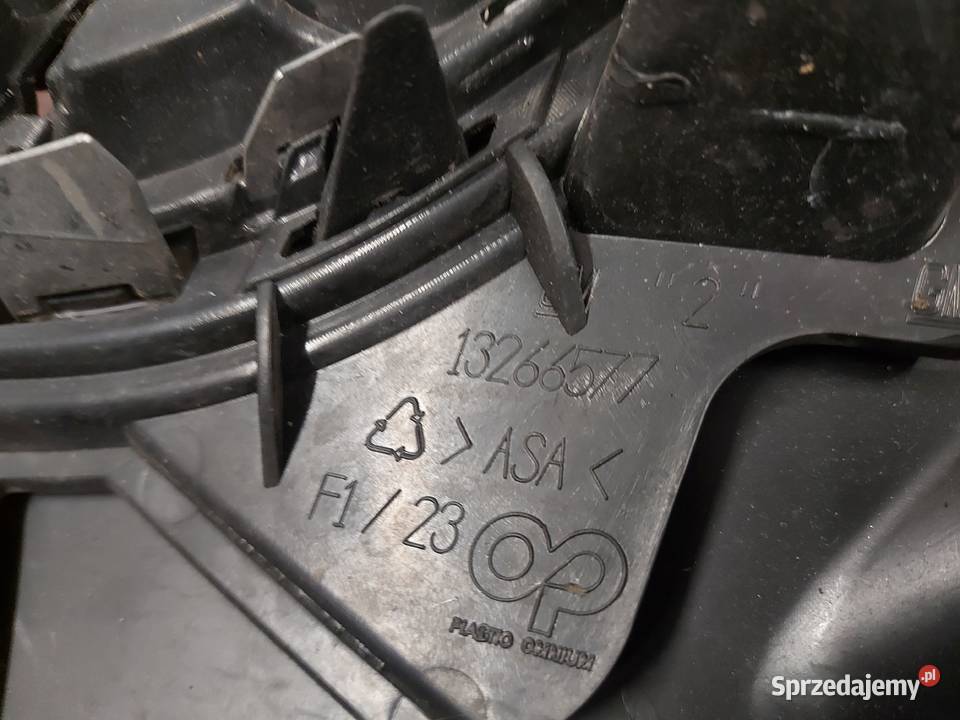 OPEL ASTRA J zderzak przód 13264403 Zderzaki świętokrzyskie Kielce