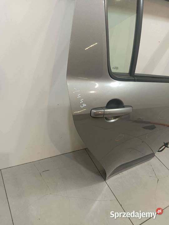 DRZWI PRAWE TYŁ ZCD 5D HB Suzuki Swift IV