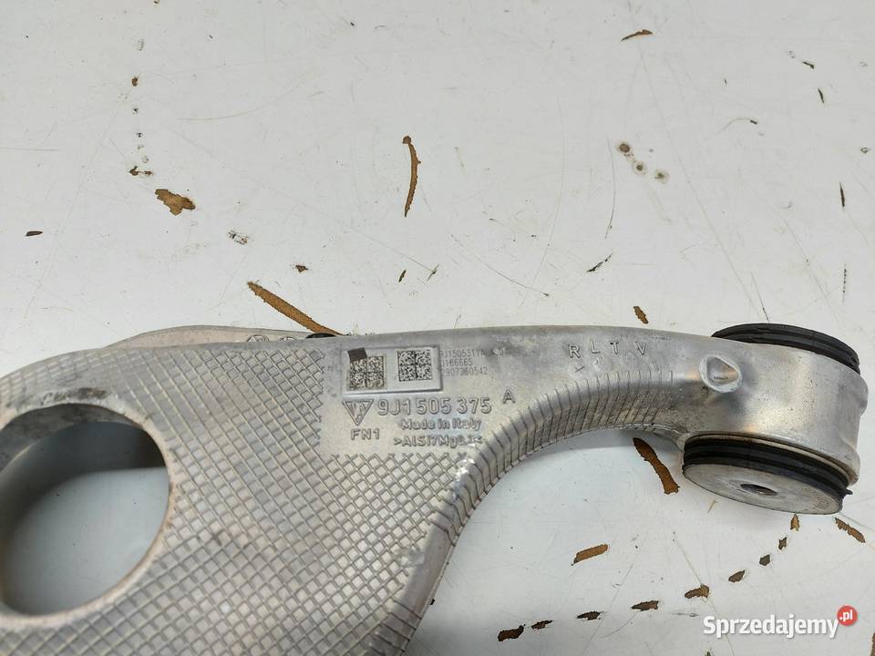 Porsche Taycan GTS 9J1 2023r Wahacz tył lewy