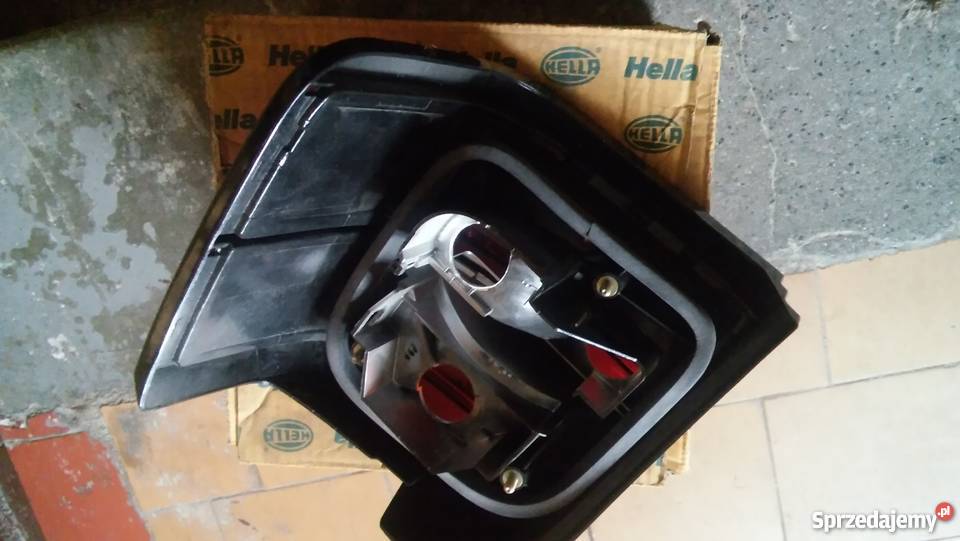 Lampa Tył VW Passat roku 1988 Świdnica Polska sprzedam