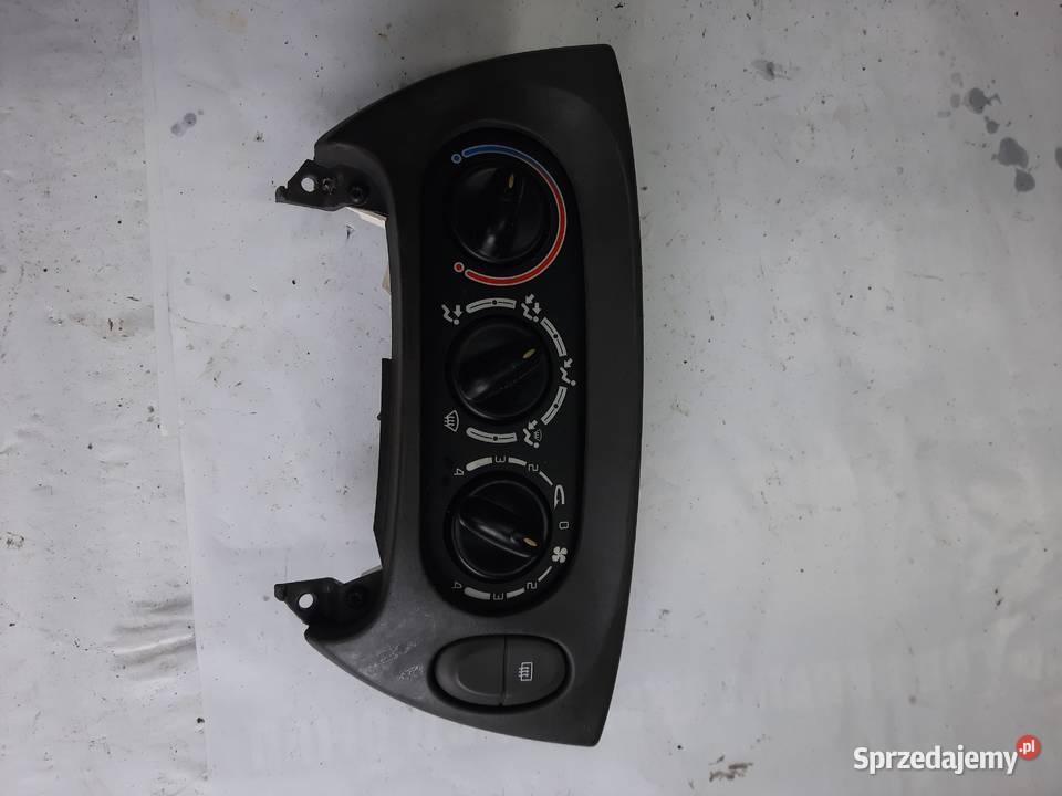 Renault Scenic 1 panel nawiewu powietrza Ksawerów