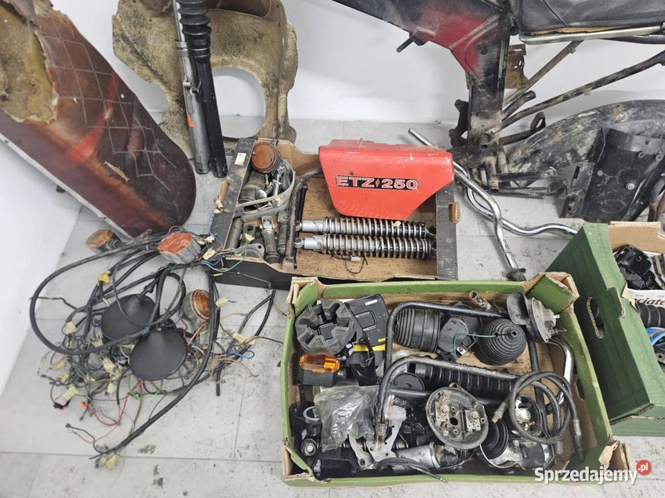 Części MZETZ Rok produkcji 1988 lubelskie Janów Lubelski sprzedam