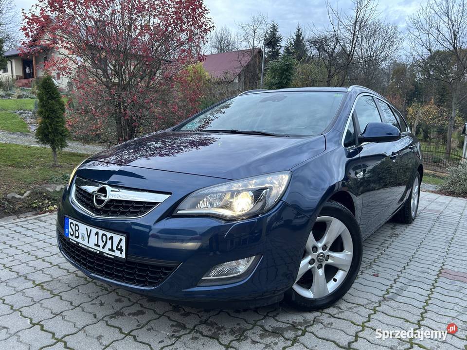 Opel Astra 1.6 Turbo, Bezwypadkowy, Serwisowany