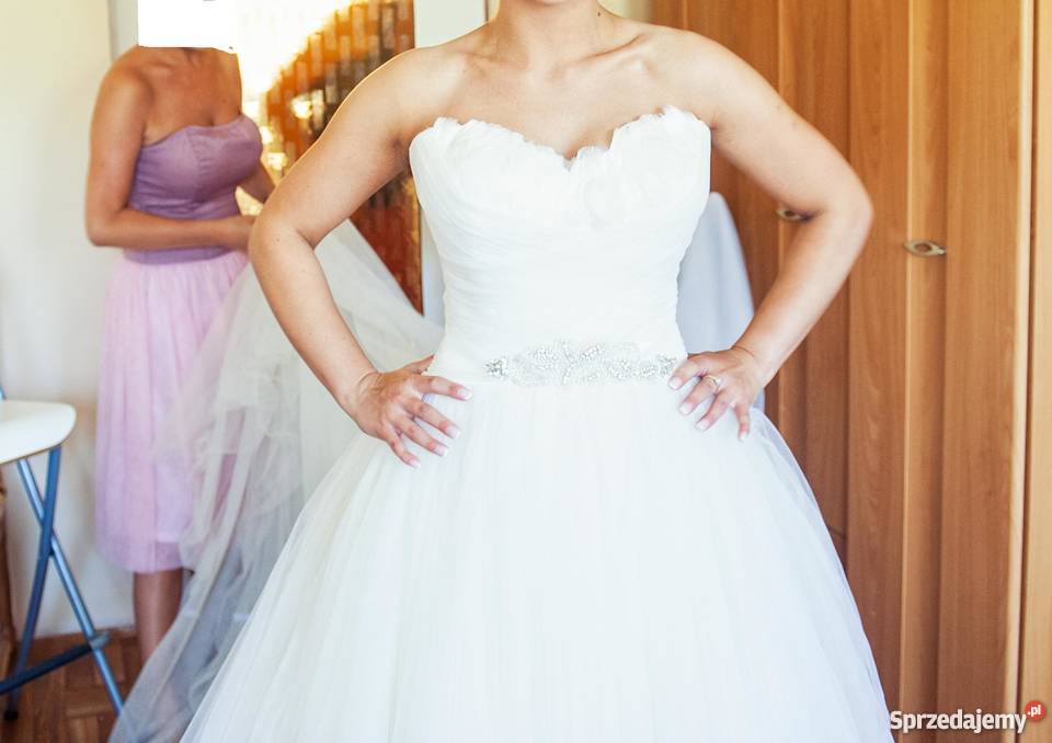 Suknia ślubna Pronovias Barbate Rozmiar 36(S) warmińsko-mazurskie sprzedam