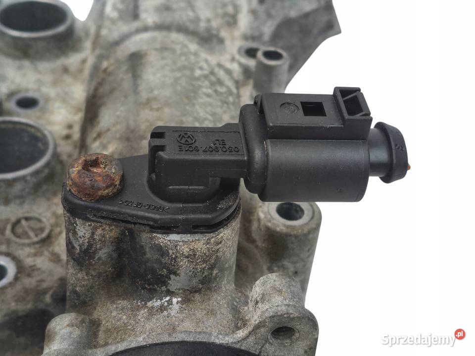 GŁOWICA CYLINDRÓW wałki POKRYWA VW Golf V VI 14 Chełm