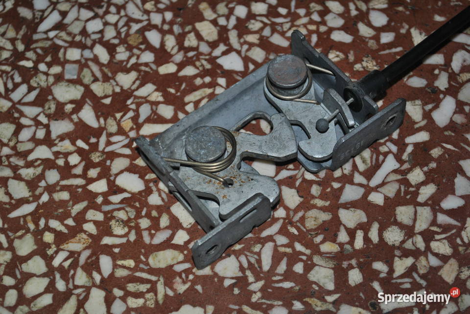 Cięgno otwierania maski BMW E60 E61 E63 E64