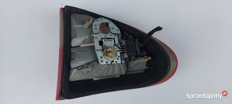 Lampa lewa tył mercedes w210 kombi lift