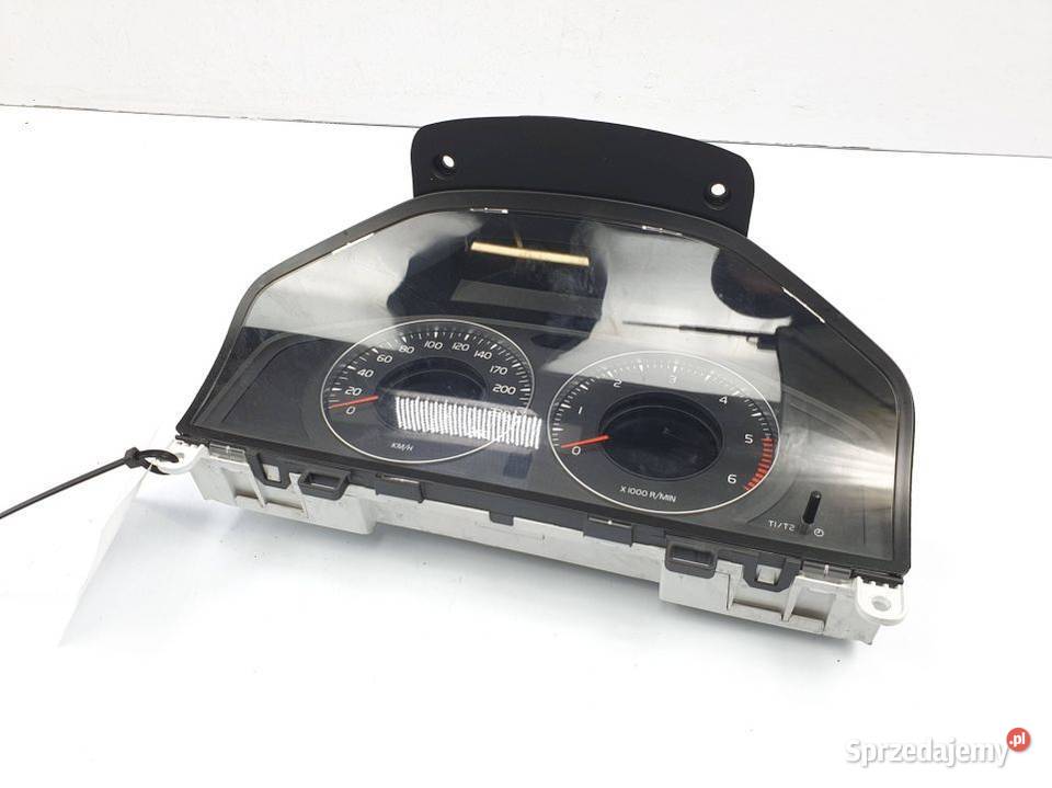 LICZNIK ZEGAR VOLVO V70 30786623AB osobowe Lipno
