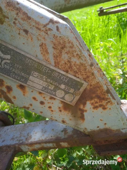 Zgrabiarka do siana i słomy Lucim