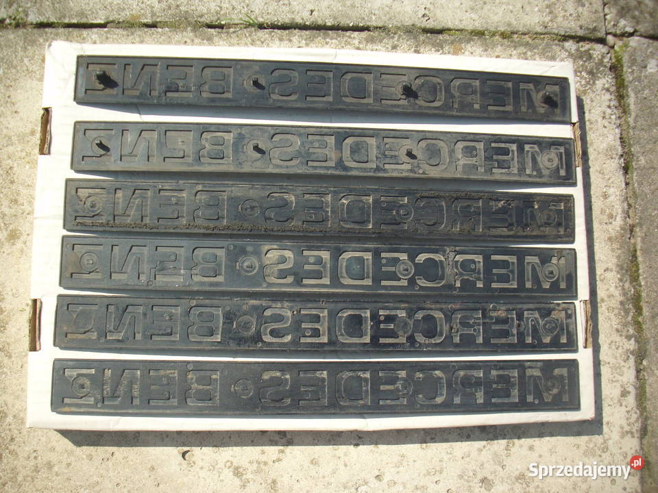 Emblemat znaczek logo napis MERCEDESBENZ kaczka