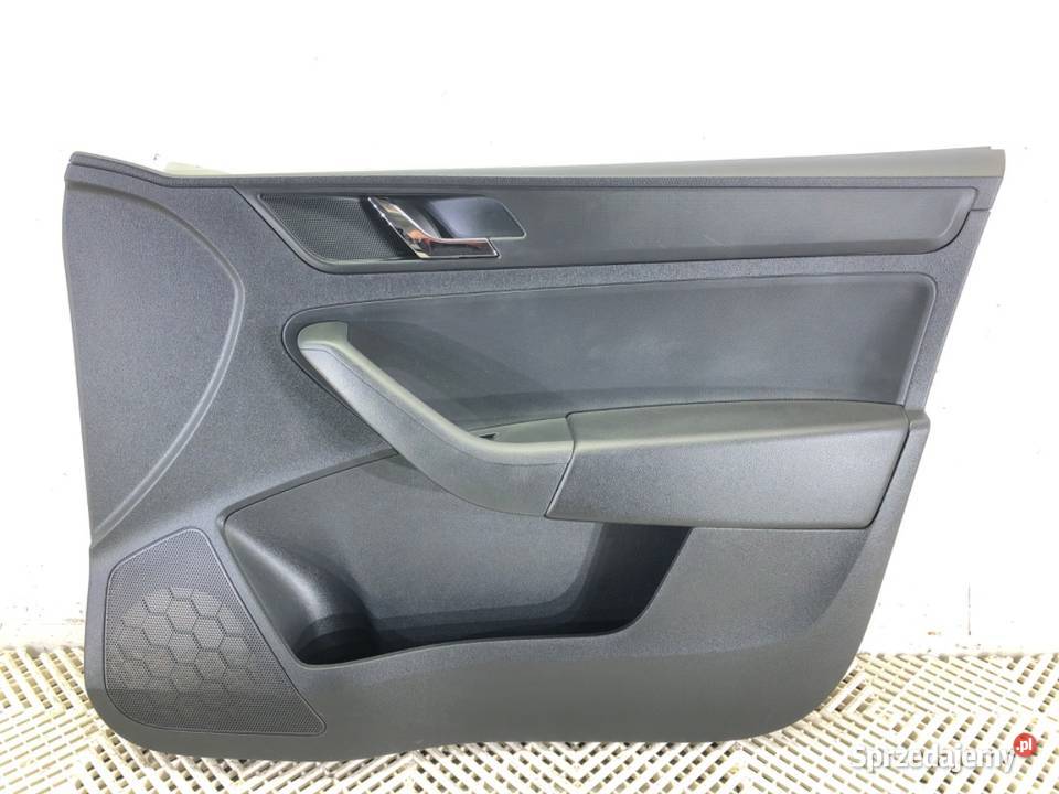 BOCZEK DRZWI PRAWY PRZÓD SKODA RAPID