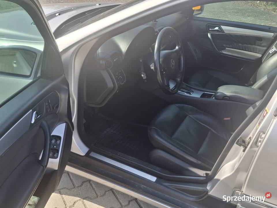 Mercedes W203 32 V6 4Matic Automat LPGGaz MP3