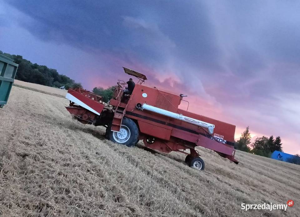 Kombajna zbożowy Bizon Z056 Kombajny Biskupie