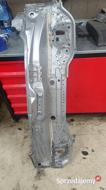 Toyota CHR tylny pas uszkodzony lewa strona osobowe Opole