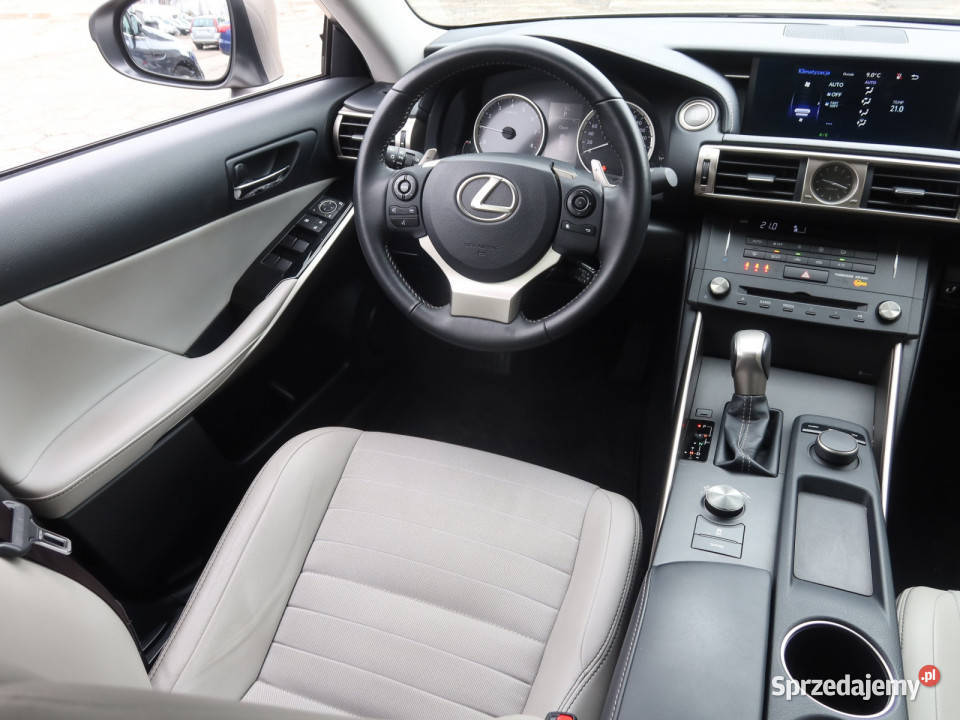 Lexus IS 250 światła do jazdy dziennej Katowice
