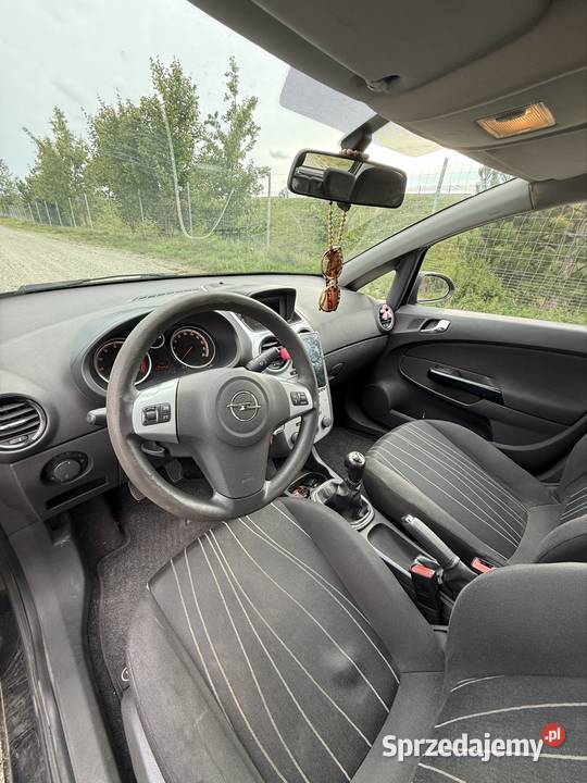 Opel corsa 12 benzyna sprawny duży ekran klima Toruń