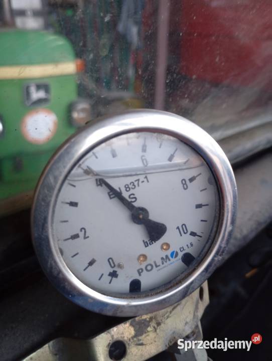 Ursus c3604011 Koneck