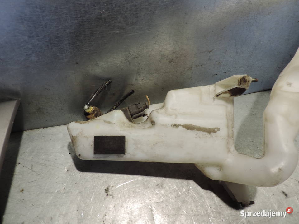 ZBIORNICZEK SPRYSKIWACZA VW POLO 9N FL osobowe Motoryzacja małopolskie Nowy Sącz